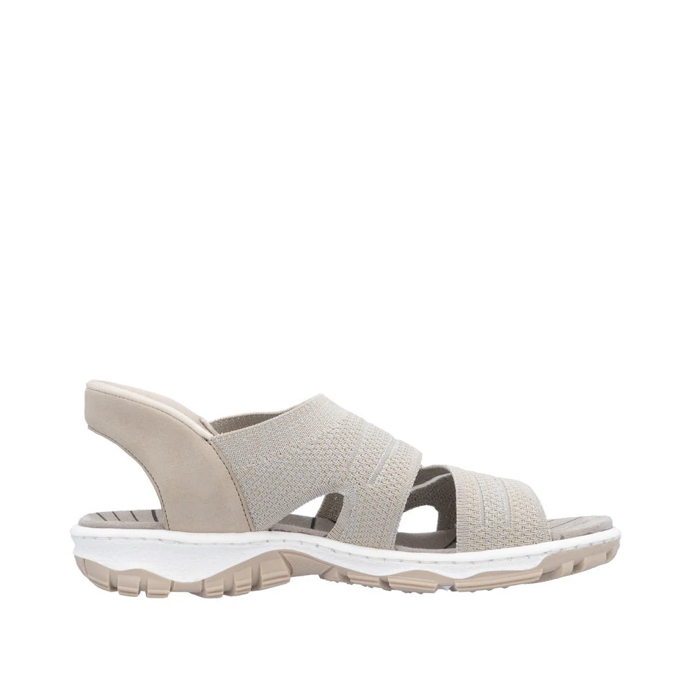 68895 Clara - Image 18